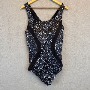 Lands’ End One Piece Swimsuit Tummy Control Timeless Black Gray White Floral 18W